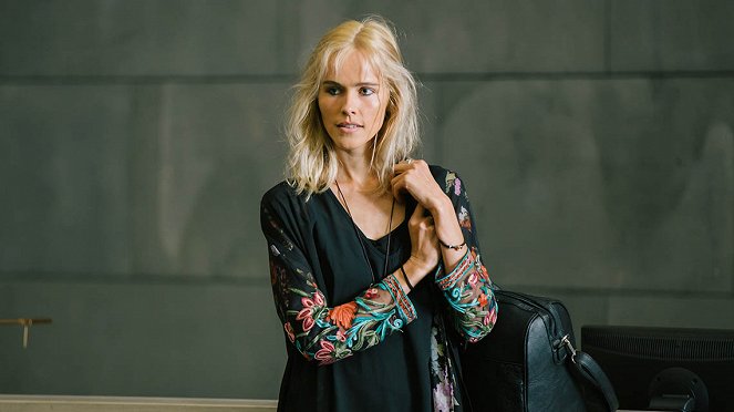 That's Not Me - Film - Isabel Lucas