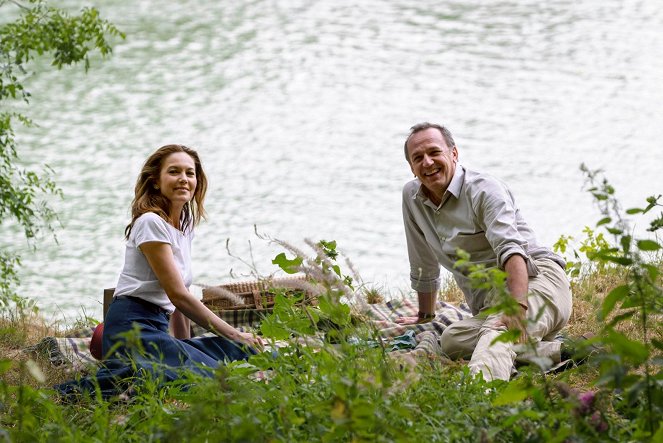 Paris Can Wait - Photos - Diane Lane, Arnaud Viard