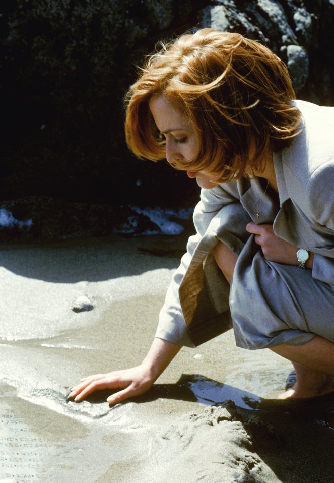 The X-Files - Biogenesis - Van film - Gillian Anderson