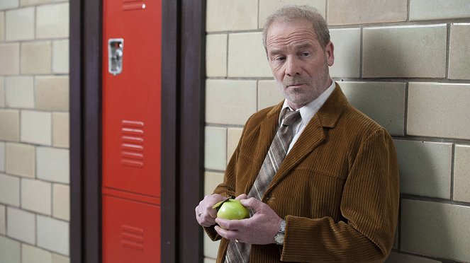 Olive Kitteridge - Photos - Peter Mullan