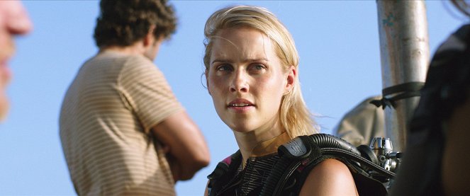 In the Deep - Film - Claire Holt