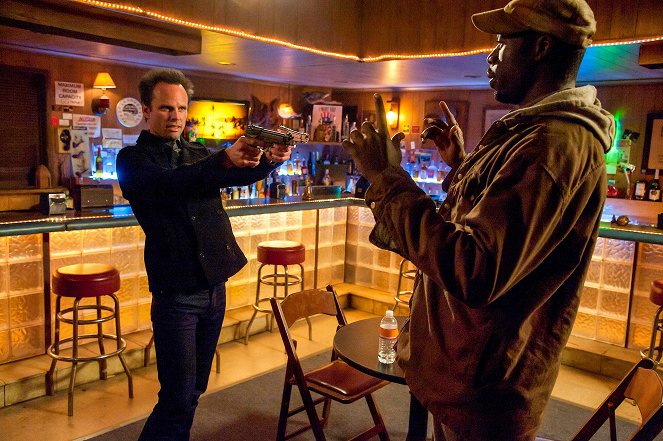 Justified - Zwei Fliegen - Filmfotos - Walton Goggins, Demetrius Grosse