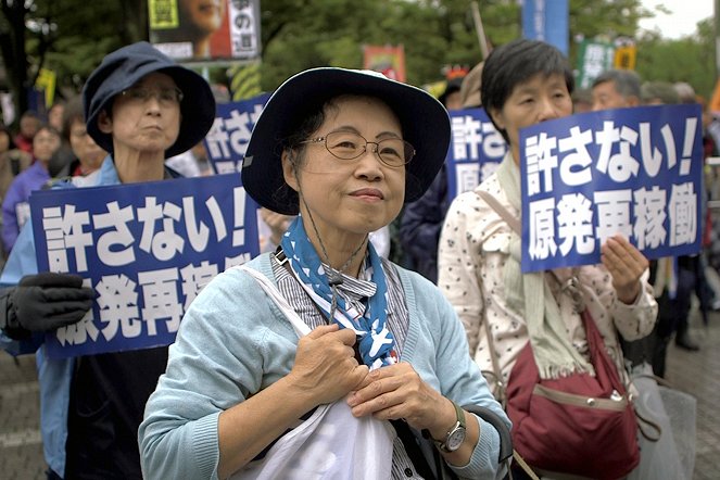 Japon, la tentation nationaliste - De la película