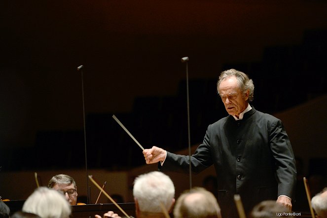 Jean-Claude Casadesus dirige la 2e symphonie de Mahler - De la película