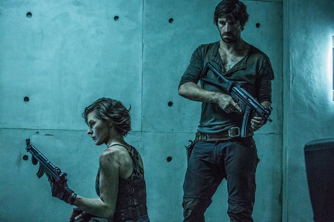 Resident Evil: El capítulo final - De la película - Milla Jovovich, Eoin Macken