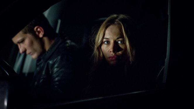 Paranormal Drive - Filmfotók - Svetlana Ustinova