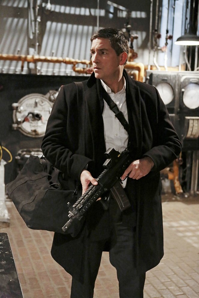 Person of Interest - YHWH - Photos - James Caviezel