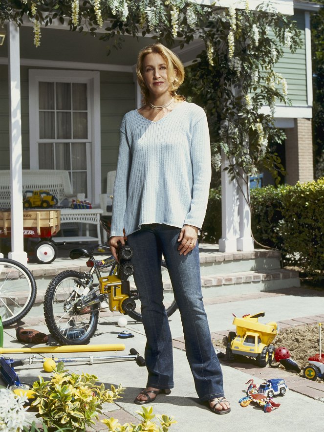 Desperate Housewives - Promo - Felicity Huffman