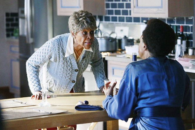 How to Get Away with Murder - Mama's Here Now - Photos