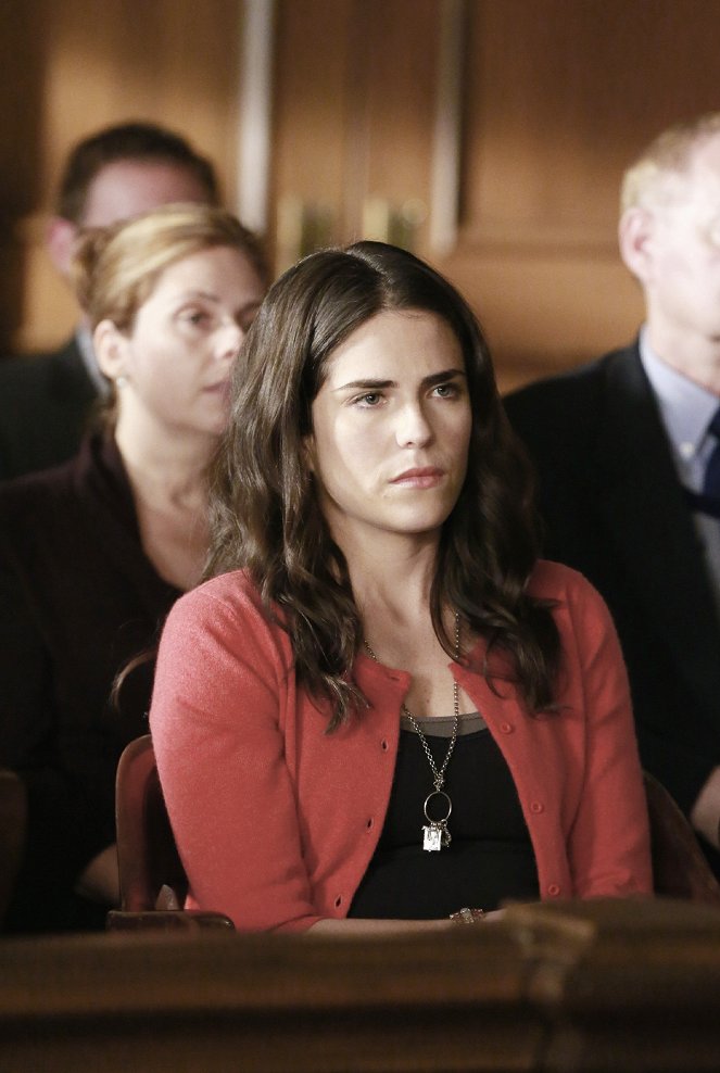How to Get Away with Murder - Mama's Here Now - Photos - Karla Souza