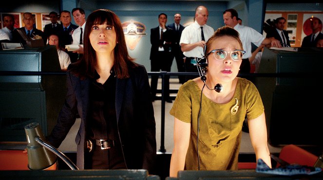 Angie Tribeca - This Sounds Unbelievable, But CSI: Miami Did It - Van film - Rashida Jones, Natalie Portman