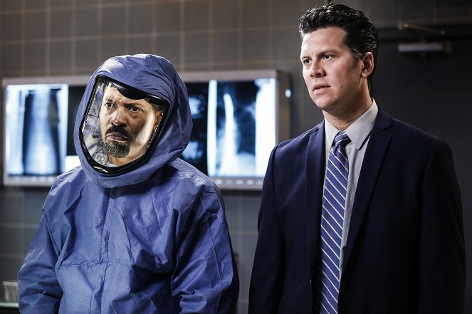 Angie Tribeca - Photos - Deon Cole, Hayes MacArthur