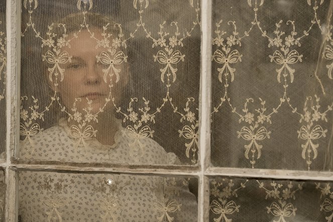 The Beguiled - Photos - Kirsten Dunst