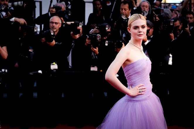 Na pokuszenie - Z imprez - Cannes Premiere of Focus Features "The Beguiled" on Wednesday, May 24, 2017, in Cannes, France. - Elle Fanning