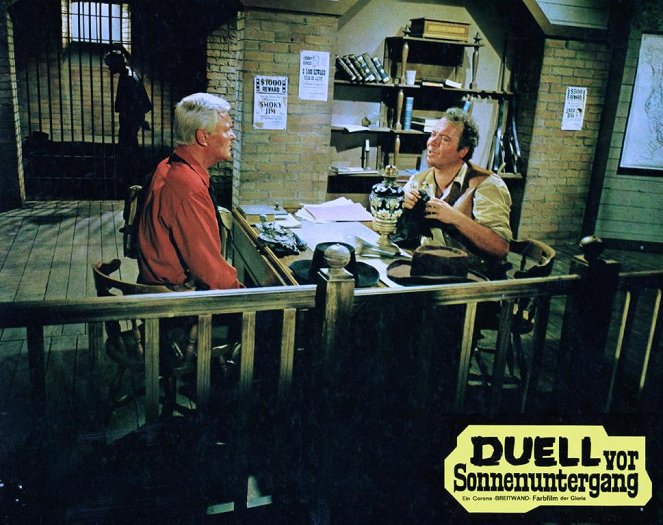 Duel at Sundown - Lobby Cards - Peter van Eyck