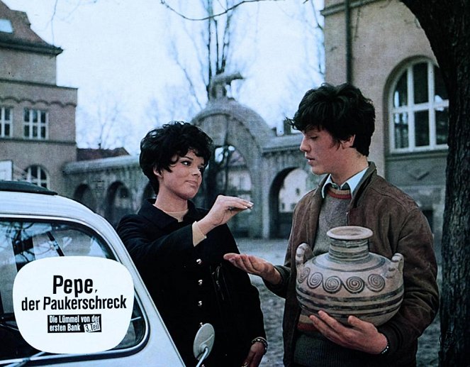 Pepe, der Paukerschreck - Die Lümmel von der ersten Bank, III. Teil - Fotosky