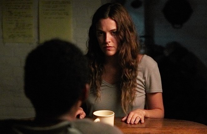 It Comes at Night - Photos - Riley Keough