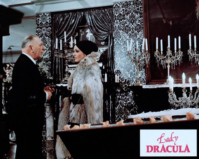 Lady Dracula - Cartões lobby