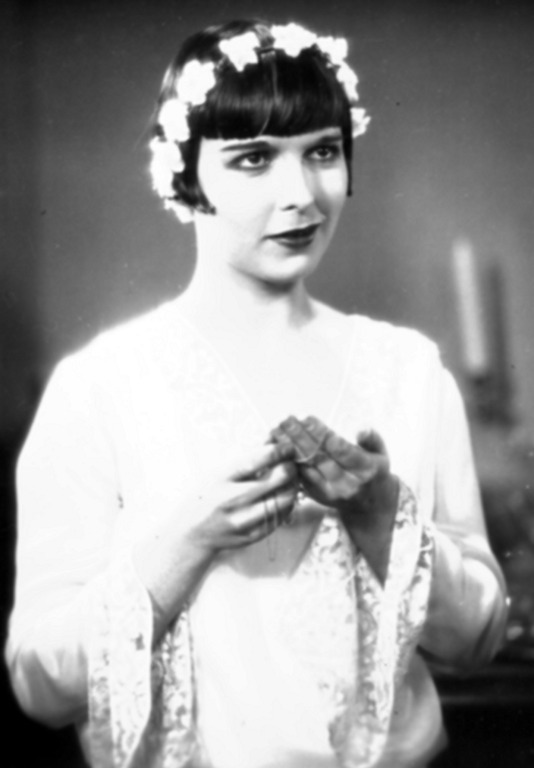 Diary of a Lost Girl - Photos - Louise Brooks