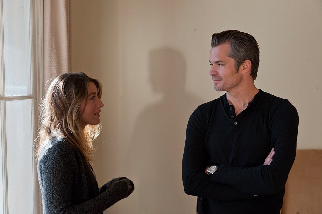 Justified - Season 3 - When the Guns Come Out - Photos - Natalie Zea, Timothy Olyphant