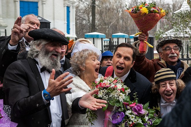 Babuška ljogkogo poveděnija - Tournage - Aleksandr Revva