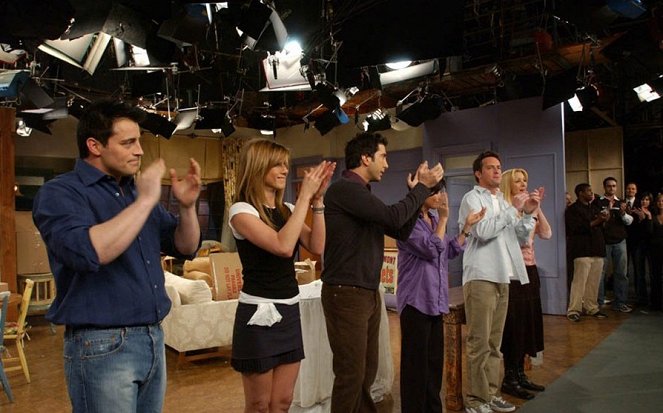 Friends - Van de set - Matt LeBlanc, Jennifer Aniston, David Schwimmer, Courteney Cox, Matthew Perry, Lisa Kudrow