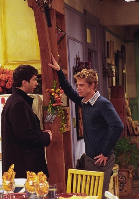 Friends - Season 8 - The One with the Rumor - Photos - David Schwimmer, Brad Pitt