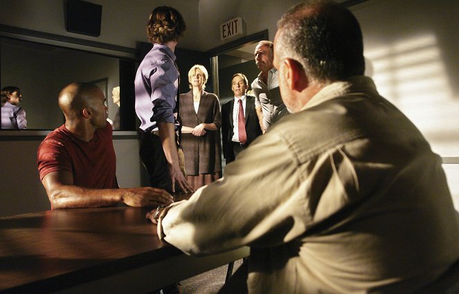 Criminal Minds - Season 4 - Memoriam - Photos