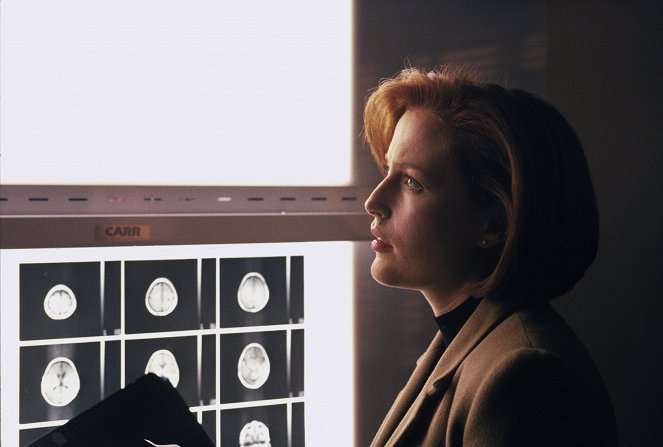 The X-Files - Rush - Photos - Gillian Anderson