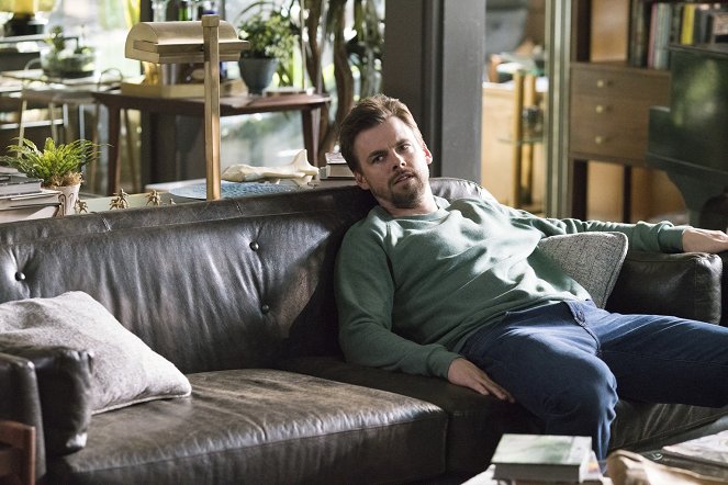 Casual - The Sprout - Do filme - Tommy Dewey
