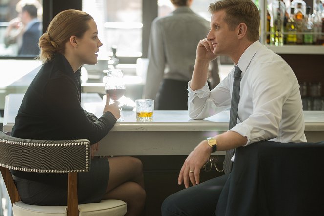 The Girlfriend Experience - Crossing the Line - Filmfotos - Riley Keough, Paul Sparks