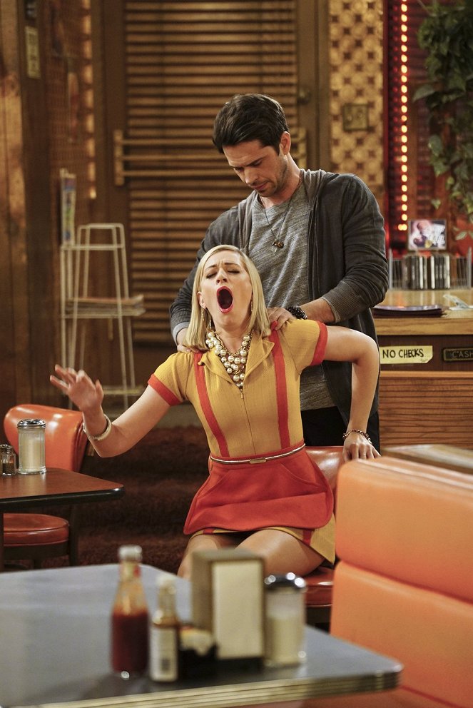 2 Broke Girls - And the Attack of the Killer Apartment - De la película - Beth Behrs, Wes McGee