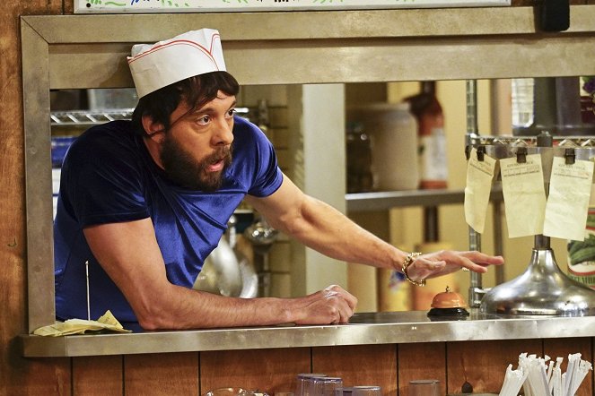 2 Broke Girls - And the Attack of the Killer Apartment - Photos - Jonathan Kite