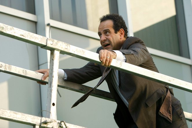 Monk - Season 8 - Mr. Monk and the Badge - Photos - Tony Shalhoub