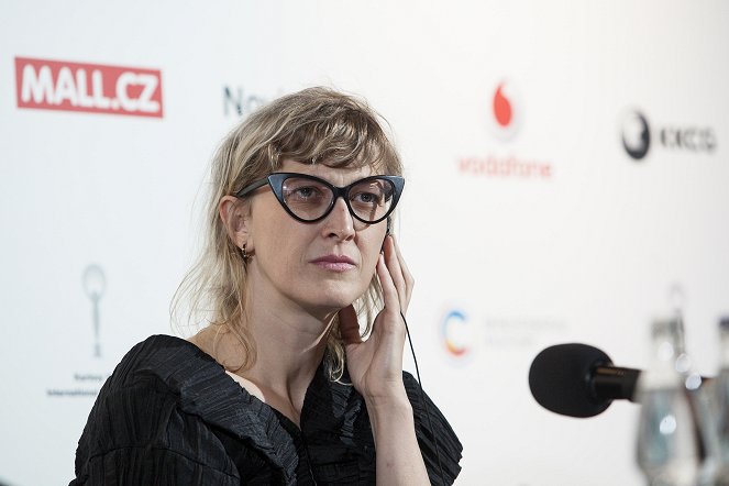 Chlapi nepláčou - Z akcí - Press conference at the Karlovy Vary International Film Festival on July 1, 2017 - Jasmila Žbanić