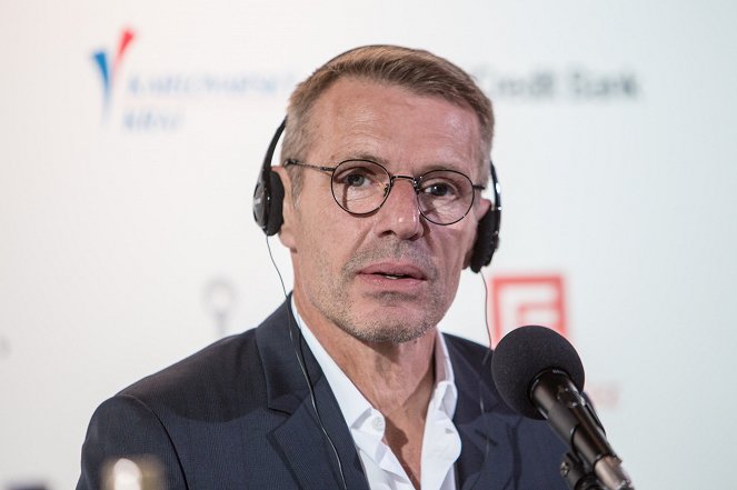 Corporate - De eventos - Press conference at the Karlovy Vary International Film Festival on July 2, 2017 - Lambert Wilson