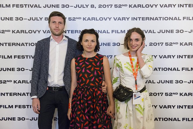 Falling - Événements - World premiere at the Karlovy Vary International Film Festival on July 2, 2017 - Marina Stepanska, Darya Plakhtiy