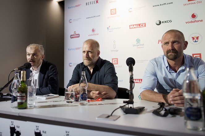 Granica - Z imprez - Press conference at the Karlovy Vary International Film Festival on July 3, 2017 - Peter Bebjak, Tomáš Maštalír