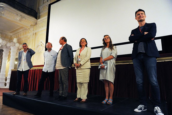 Bába z ledu - Evenementen - Screening at the Karlovy Vary International Film Festival on July 3, 2017 - Bohdan Sláma, Zuzana Kronerová, Petra Špalková