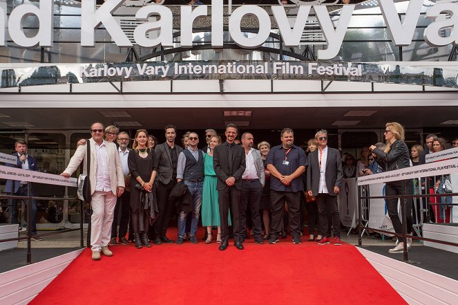 A férfiak nem sírnak - Rendezvények - World premiere at the Karlovy Vary International Film Festival on July 1, 2017