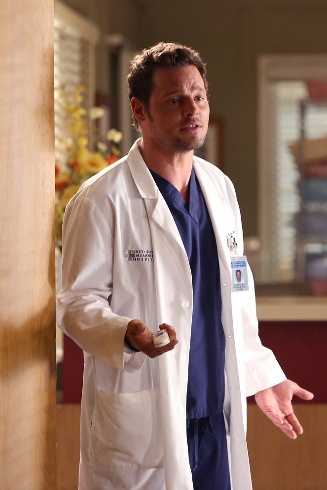 Grey's Anatomy - Season 10 - I Want You with Me - Photos - Justin Chambers