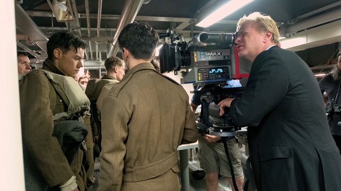 Dunkirk - Van de set - Harry Styles, Christopher Nolan