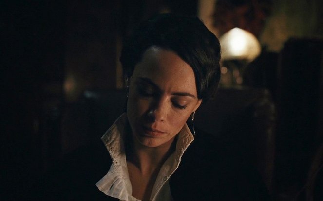 The Childhood of a Leader - Photos - Bérénice Bejo