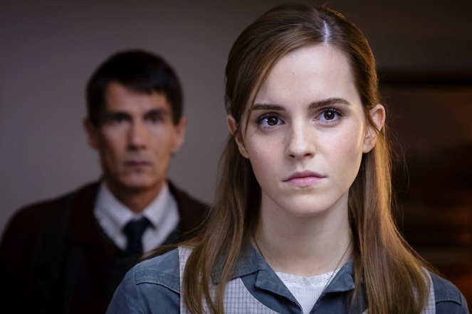 Regresión - De la película - Lothaire Bluteau, Emma Watson