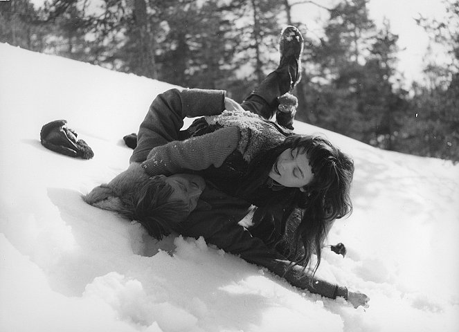 The Girl of the Snowbound Woods - Photos - Åke Lindman, Anneli Sauli