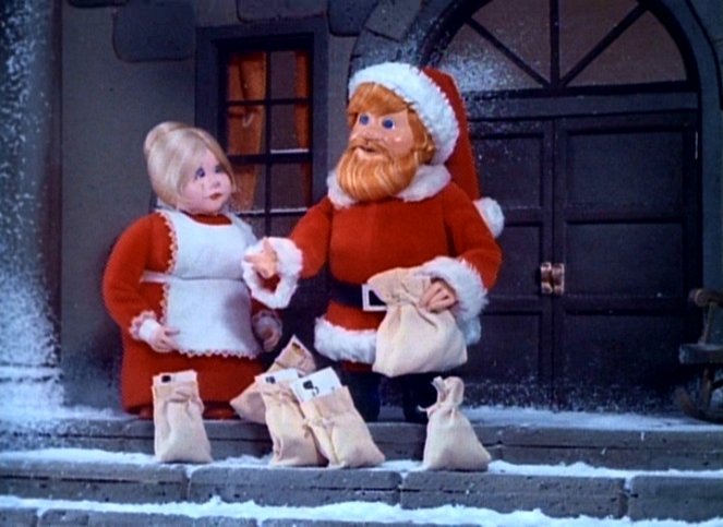 Santa Claus Is Comin' to Town - De la película