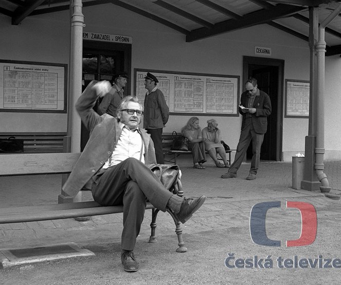 Bakaláři - Zlodějka - De la película - Jiří Sovák