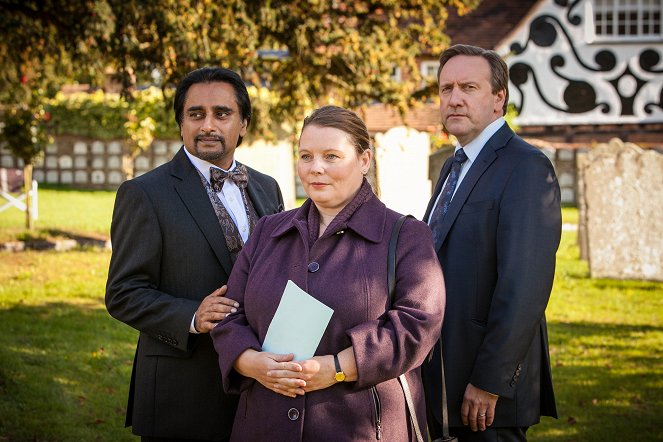 A Midsomer gyilkosságok - Season 16 - Gyilkosság Dániából - Filmfotók - Sanjeev Bhaskar, Joanna Scanlan, Neil Dudgeon