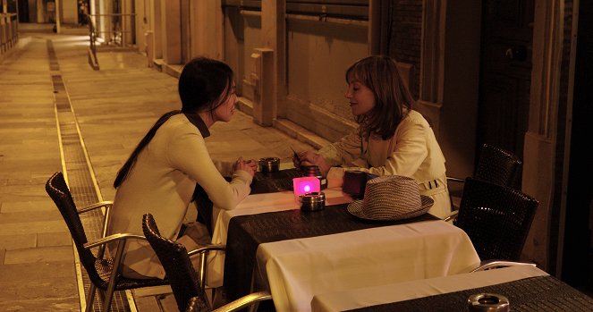 Claire's Camera - Photos - Min-hee Kim, Isabelle Huppert