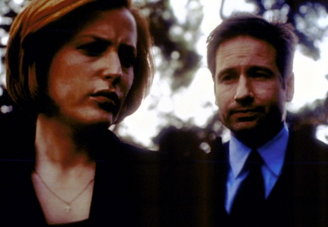 X-akták - Imádság - Filmfotók - Gillian Anderson, David Duchovny